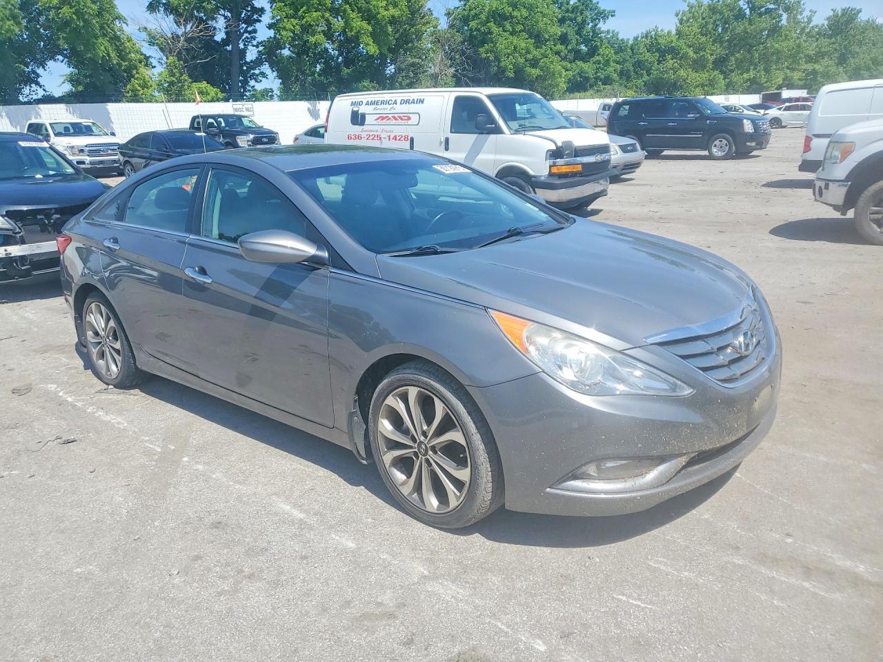 2013 HYUNDAI SONATA
