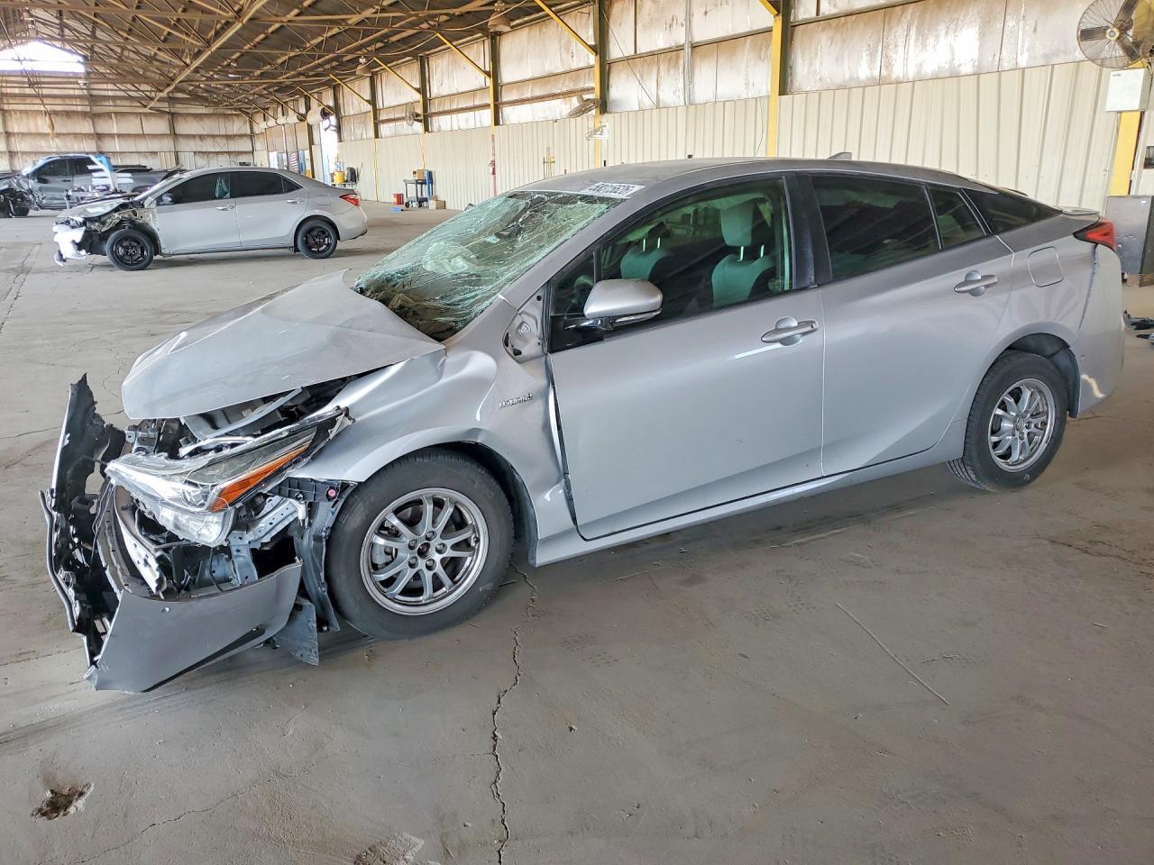 2019 TOYOTA PRIUS