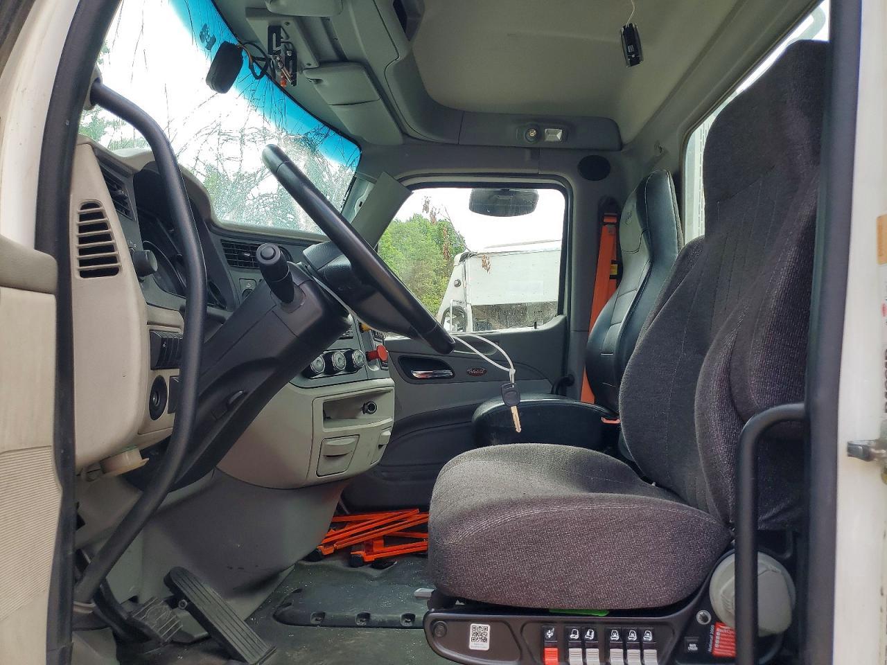 2019 PETERBILT 579