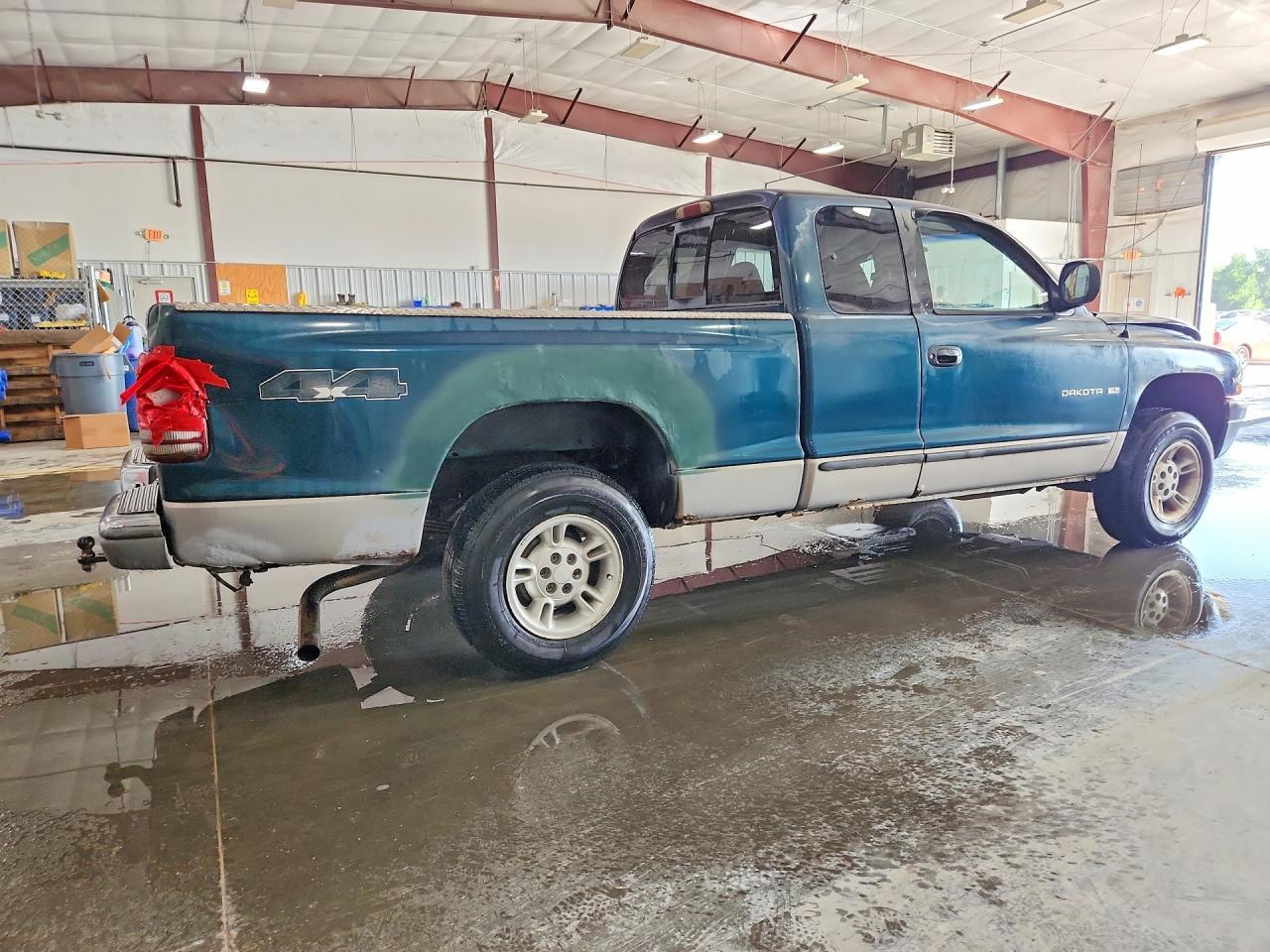 1997 DODGE Dakota