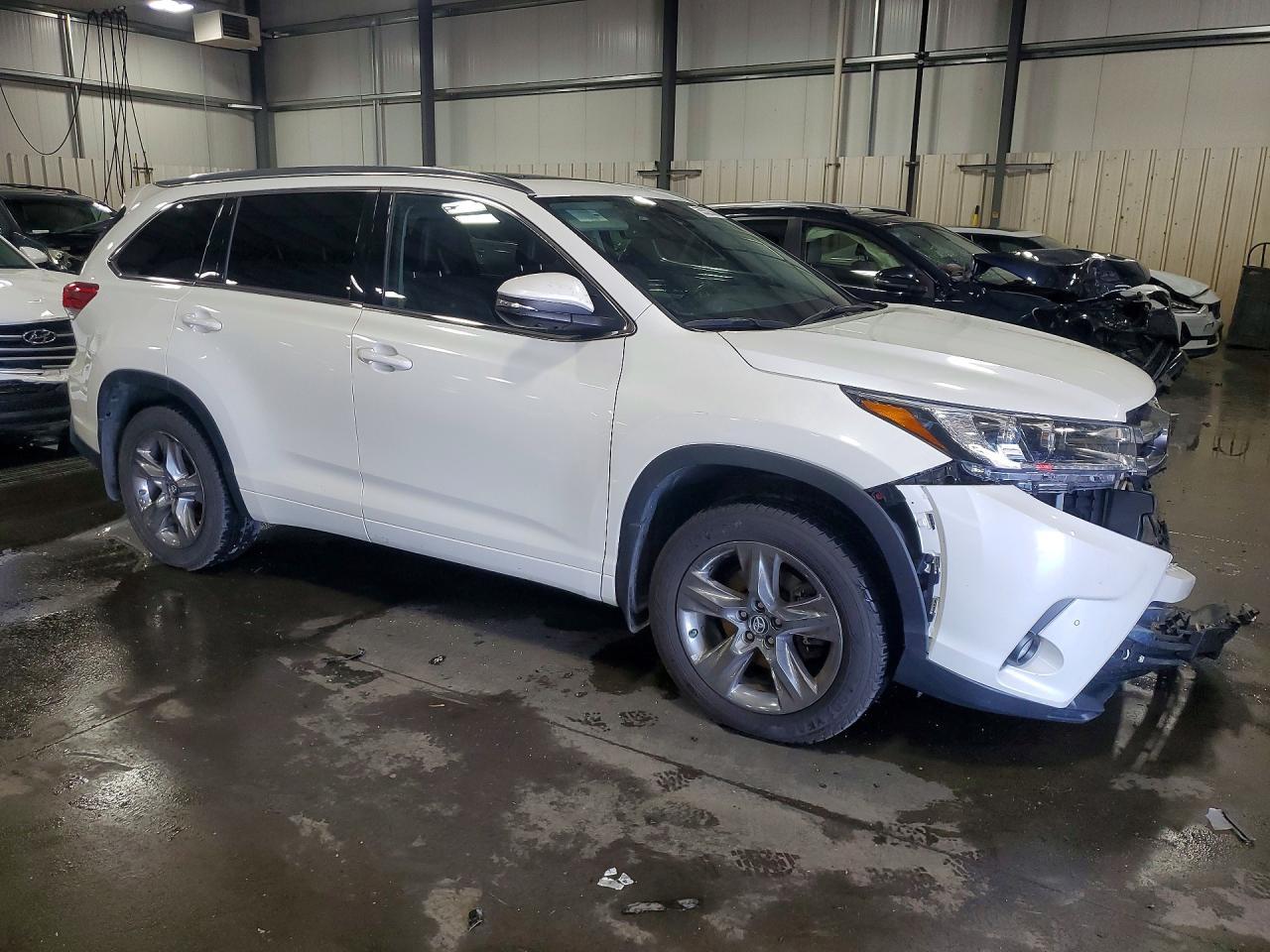 2018 TOYOTA HIGHLANDER