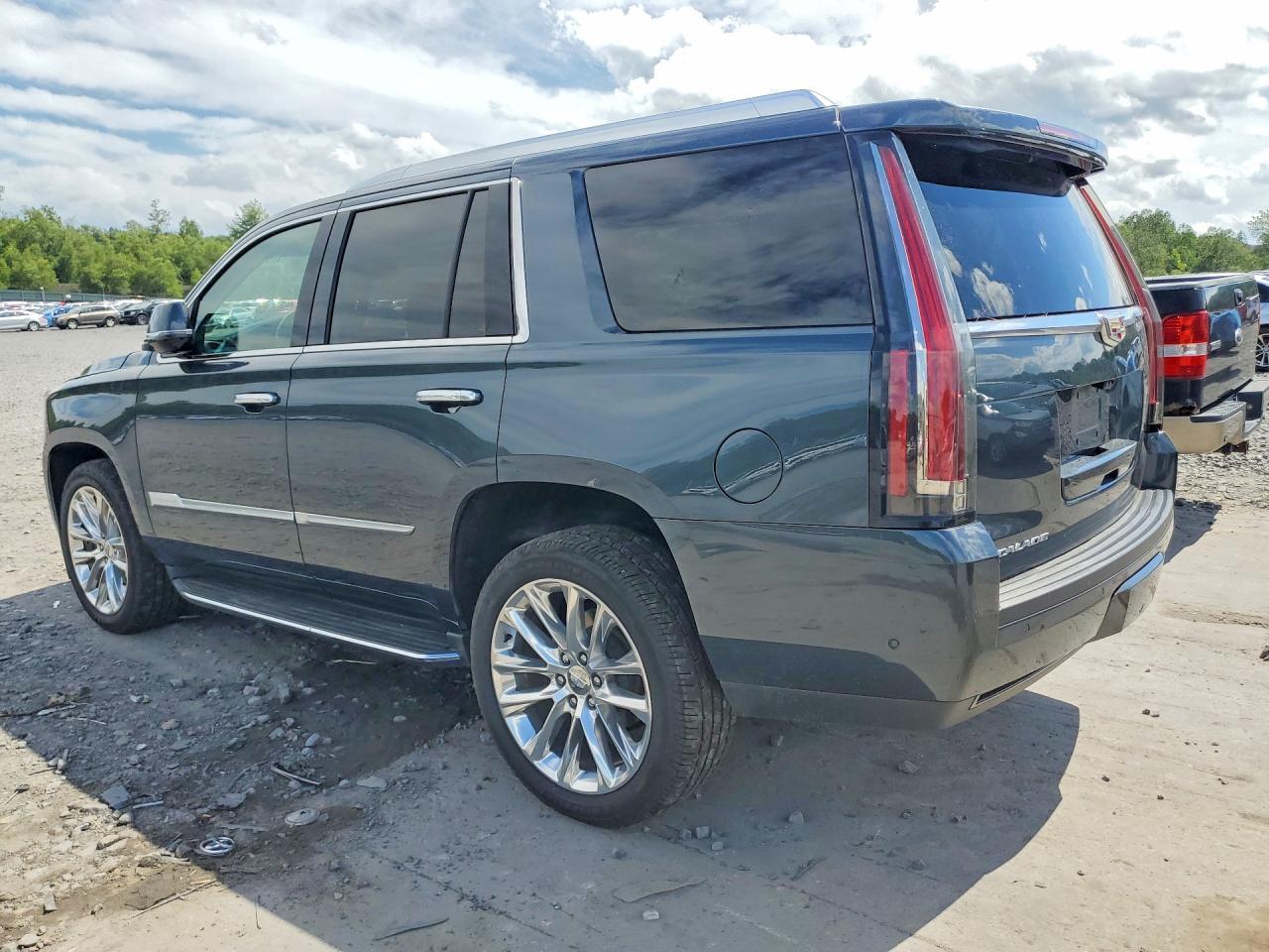 2019 CADILLAC ESCALADE