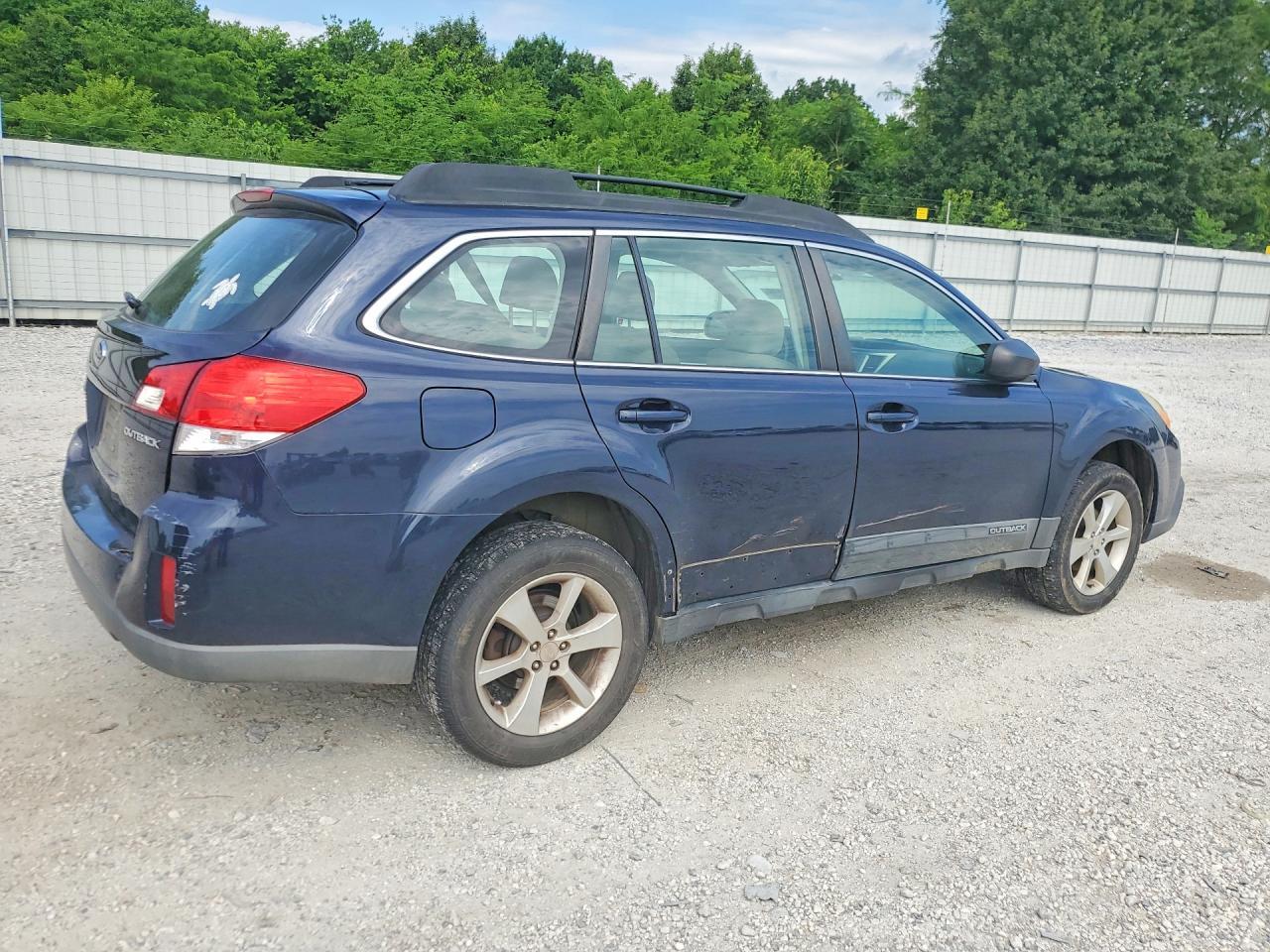 2014 SUBARU Outback
