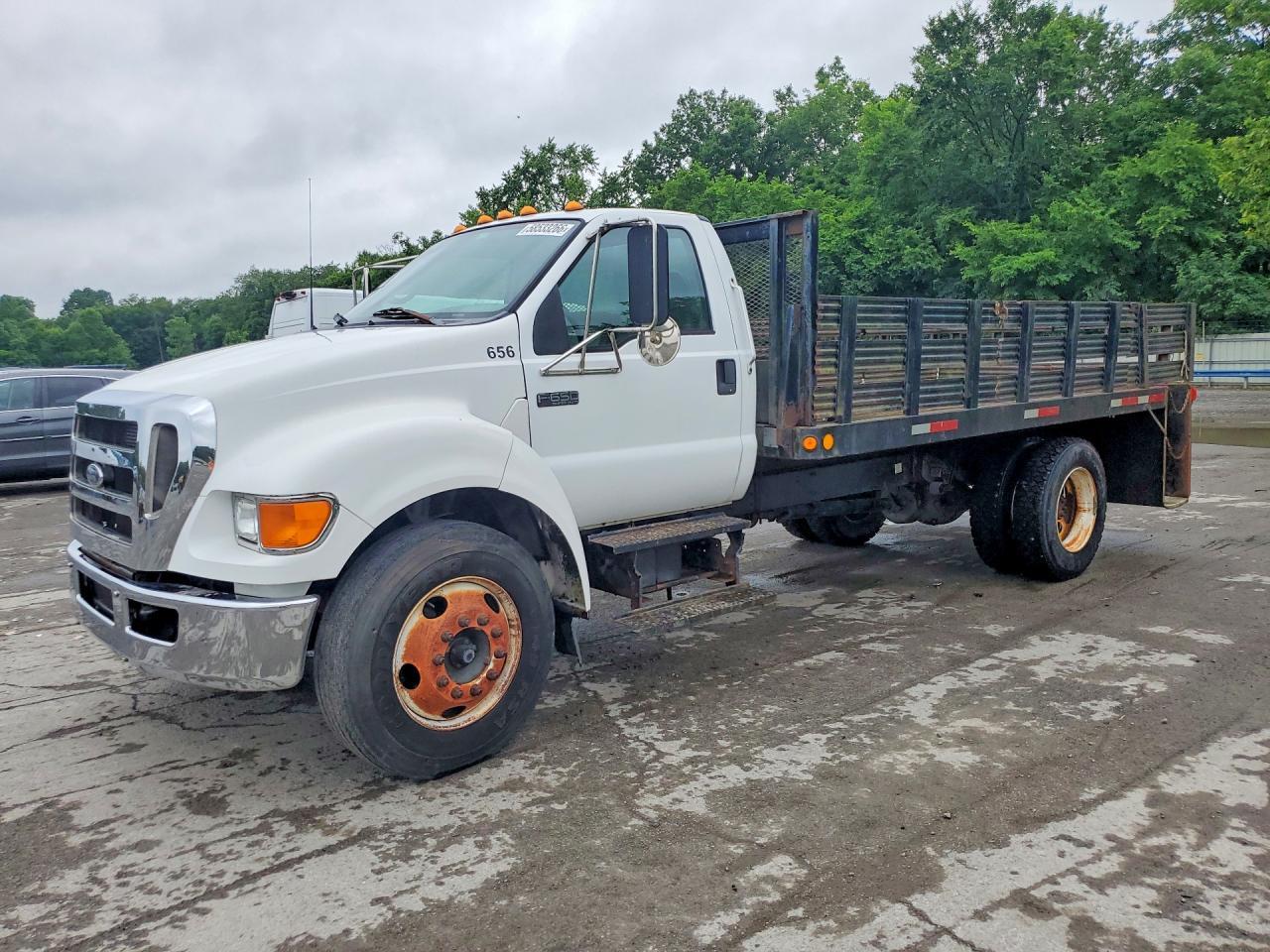 2005 FORD F-650