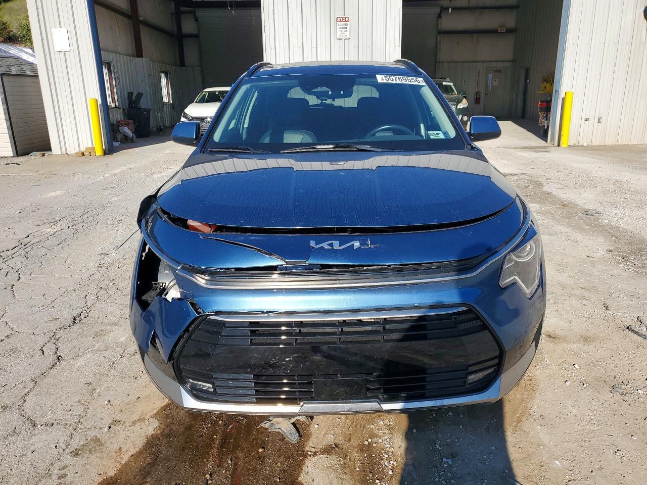 2023 KIA Niro