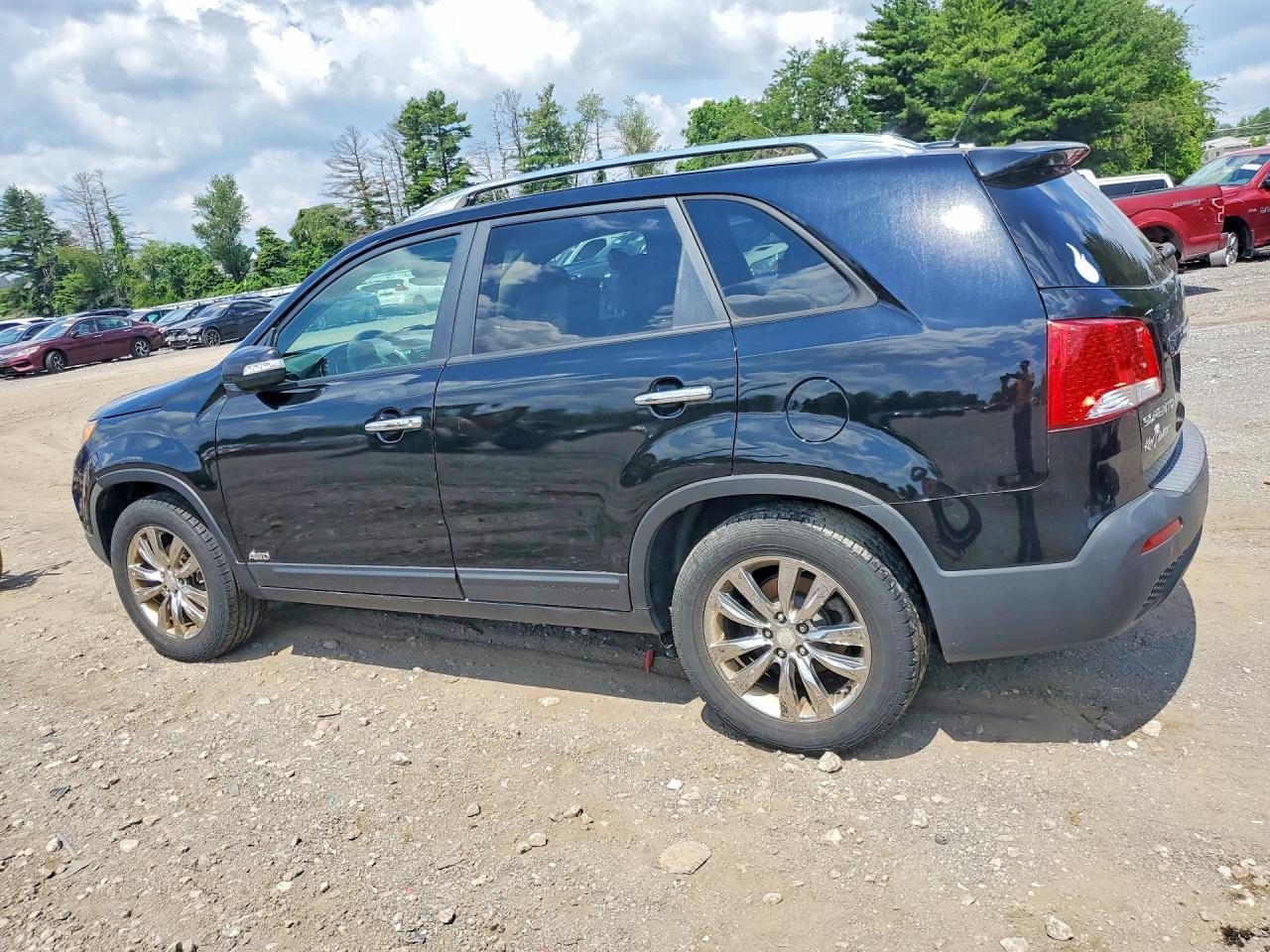 2011 KIA SORENTO