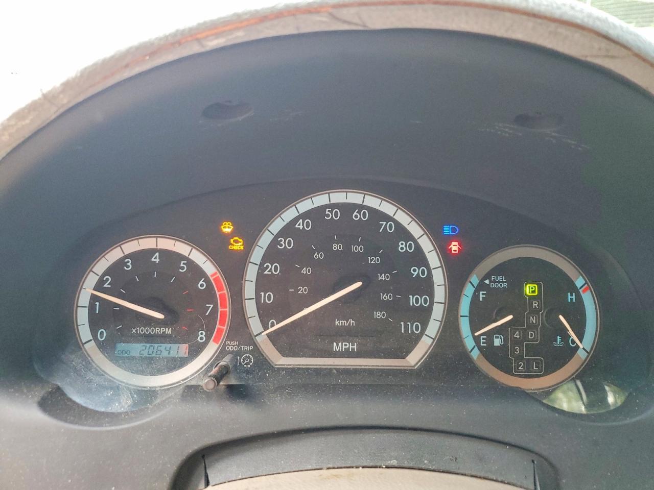 2004 TOYOTA SIENNA