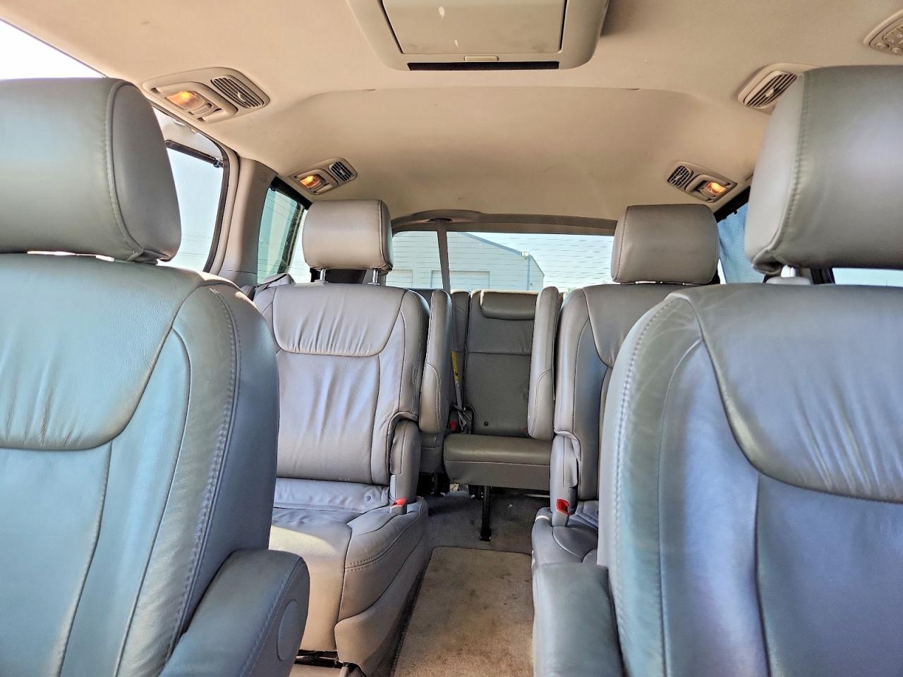 2008 TOYOTA SIENNA