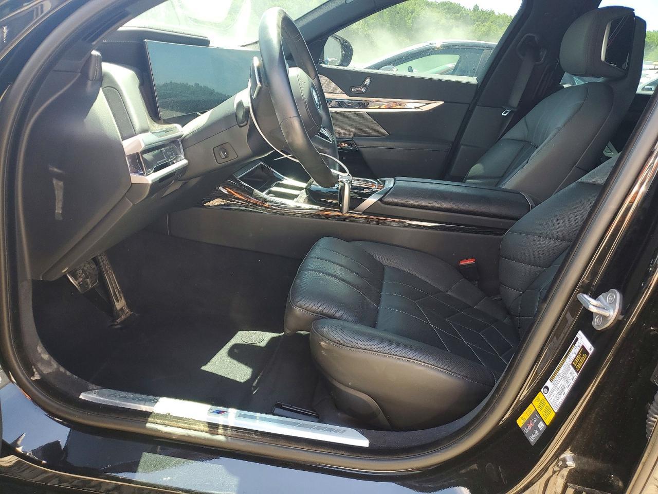 2024 BMW i7