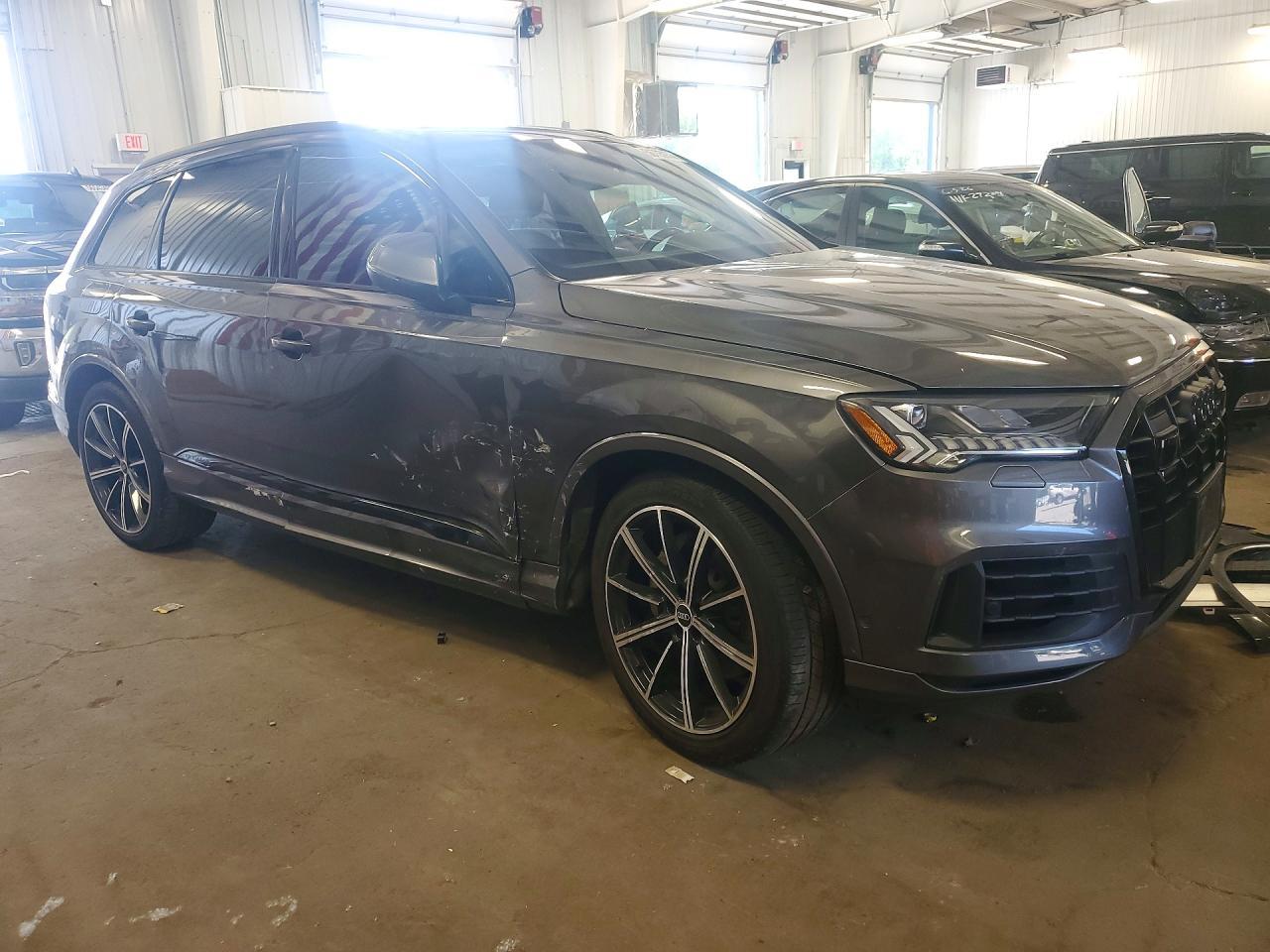 2021 AUDI Q7