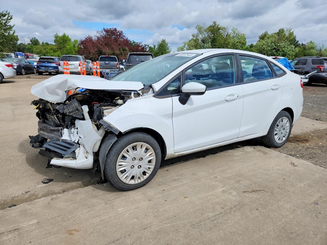 2015 FORD Fiesta