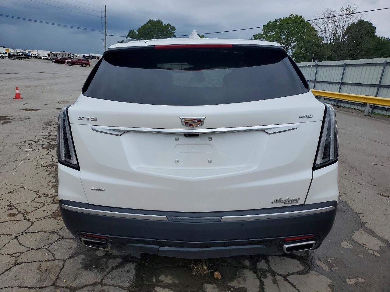 2025 CADILLAC XT5