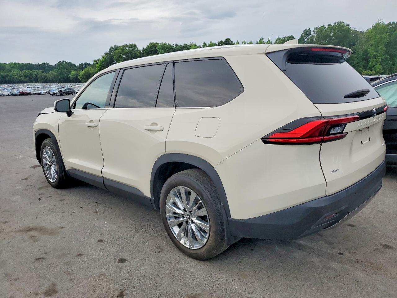 2024 TOYOTA HIGHLANDER