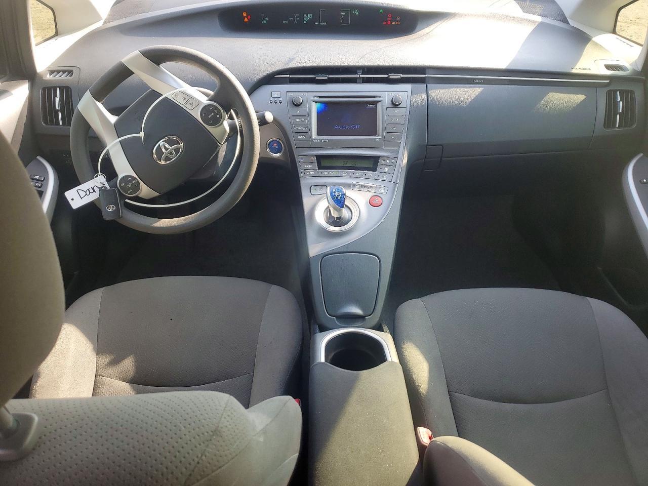 2013 TOYOTA PRIUS