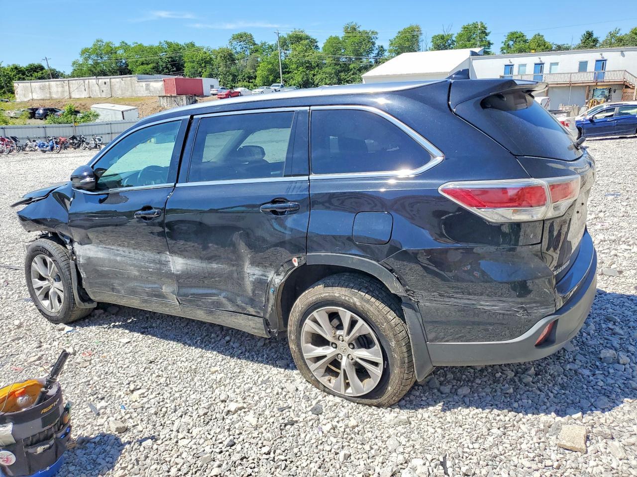 2014 TOYOTA HIGHLANDER
