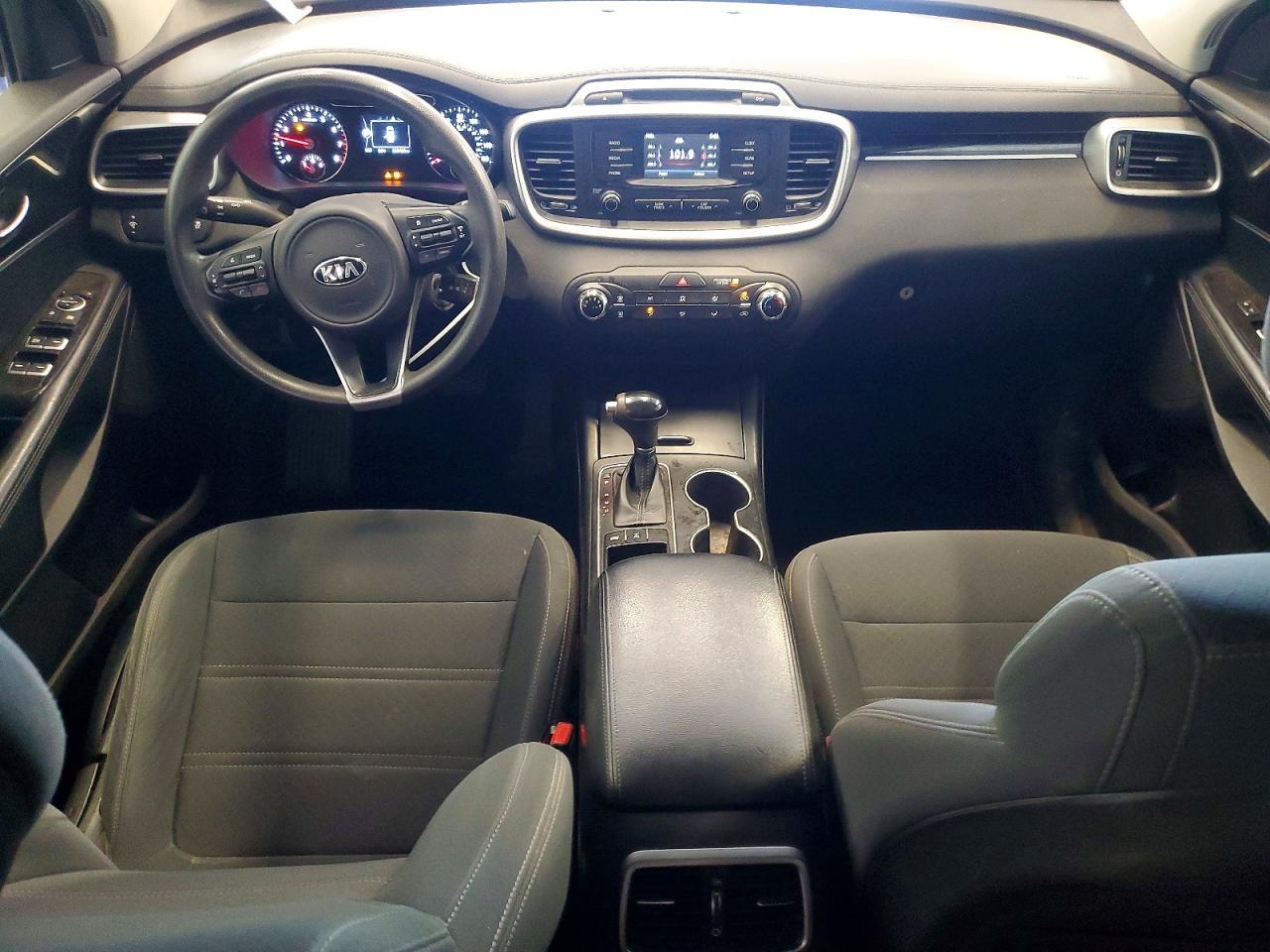 2016 KIA SORENTO