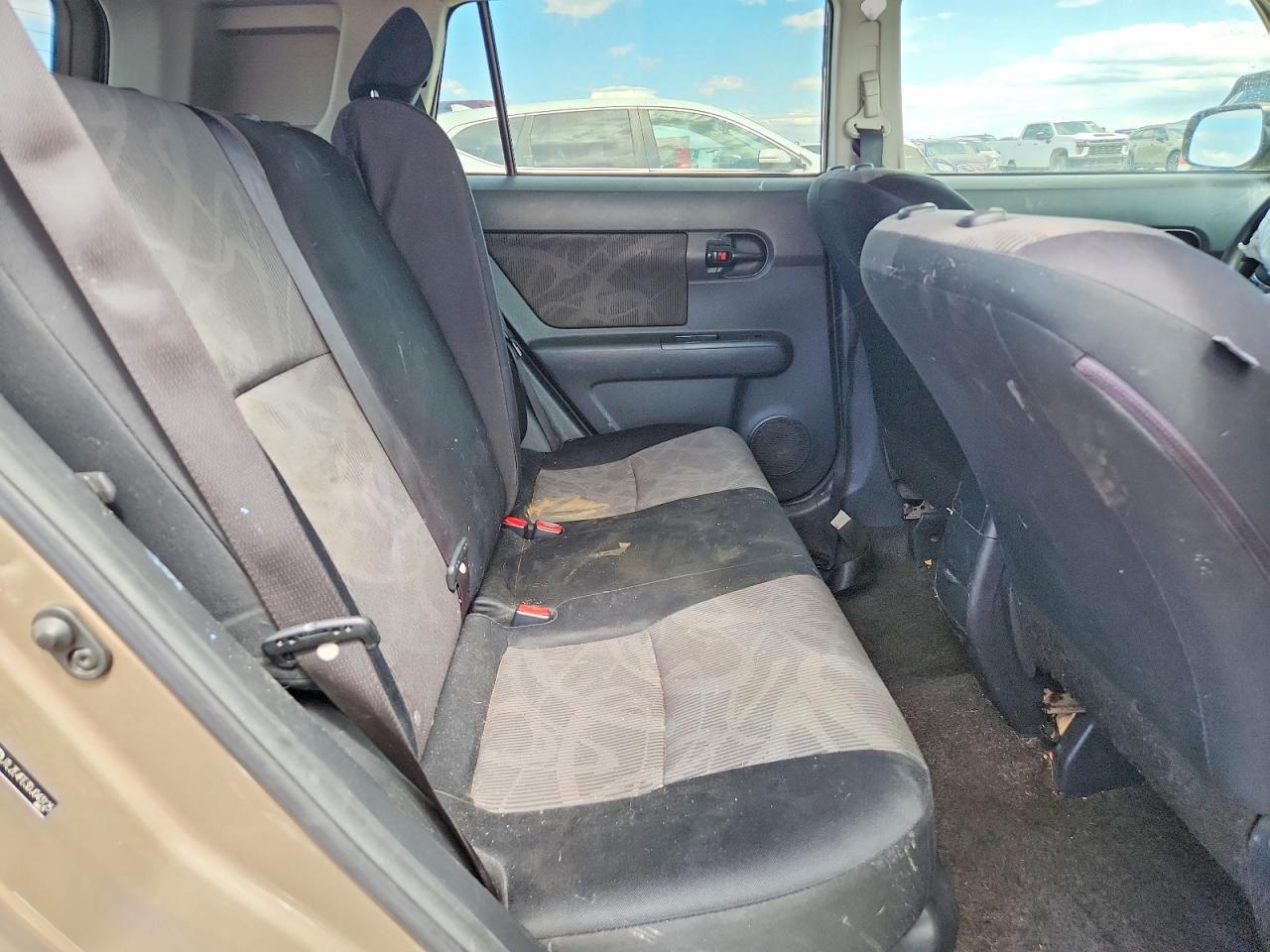 2013 SCION xB