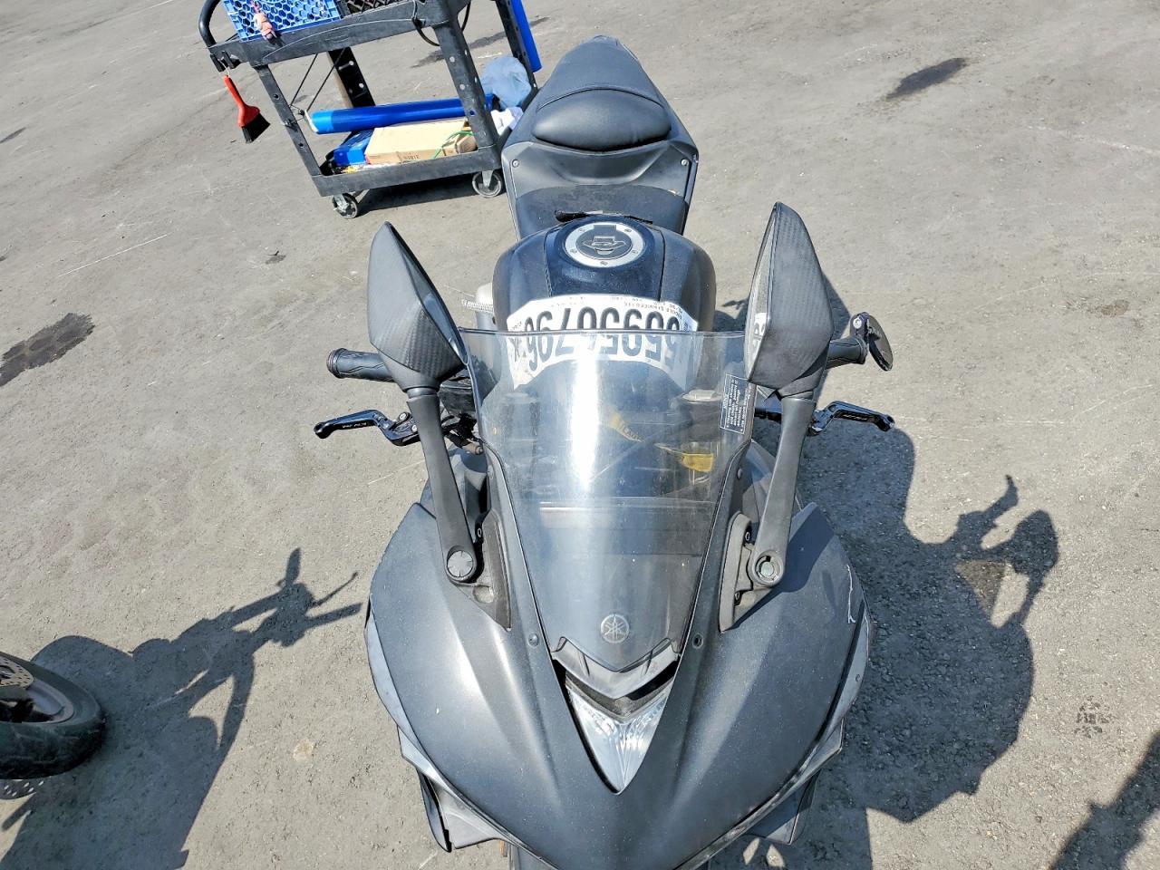 2017 YAMAHA YZFR3