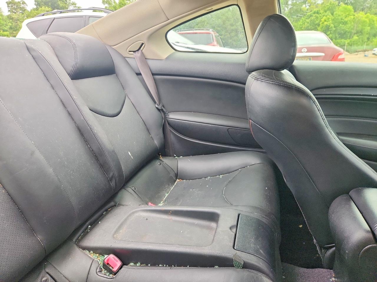 2012 INFINITI G37