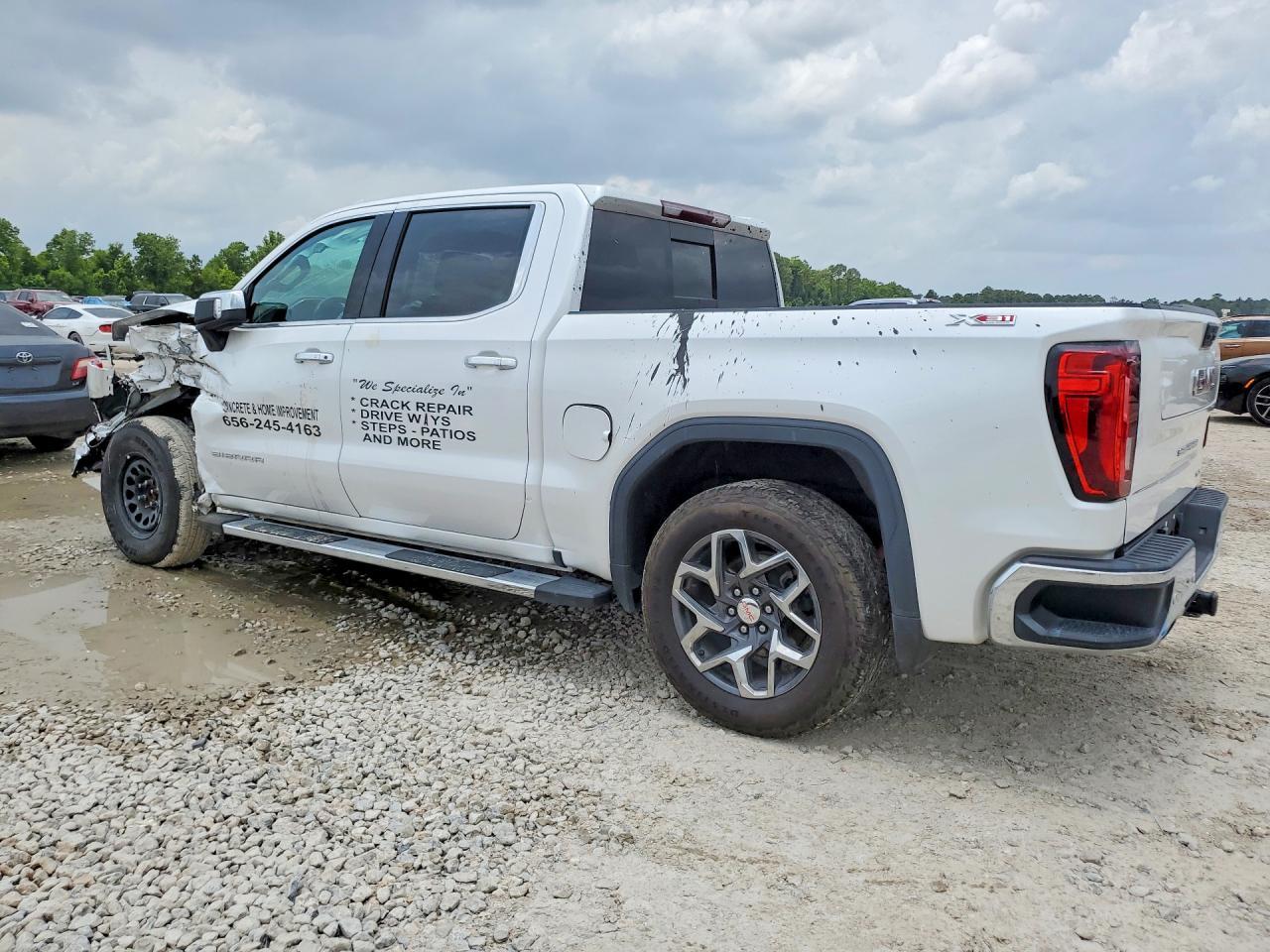 2024 GMC Sierra