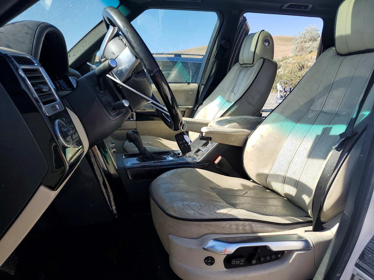 2011 LAND ROVER RANGE ROVER