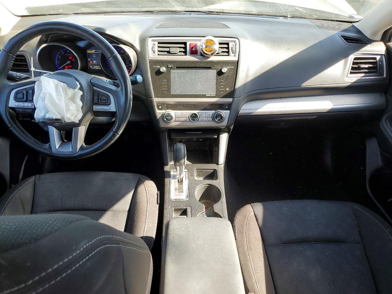 2016 SUBARU Legacy