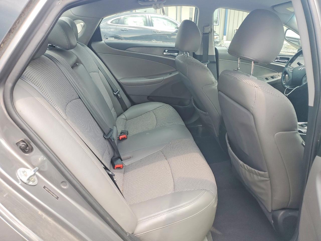 2012 HYUNDAI SONATA