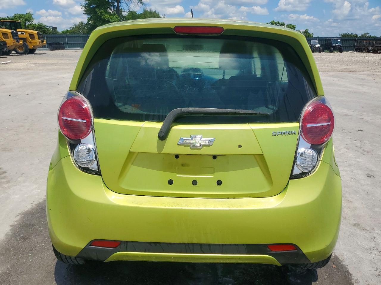 2013 CHEVROLET Spark