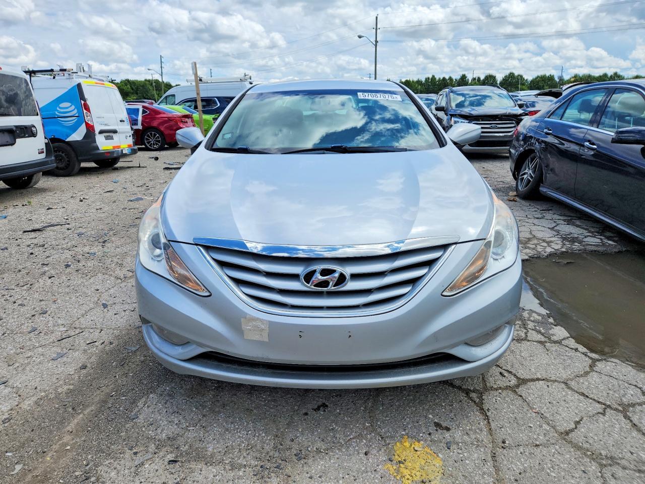 2013 HYUNDAI SONATA