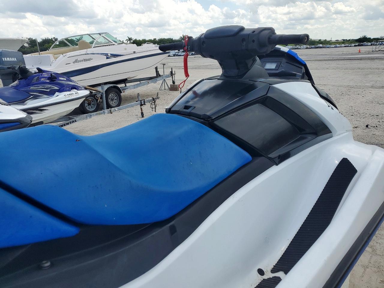 2023 Yam Vx