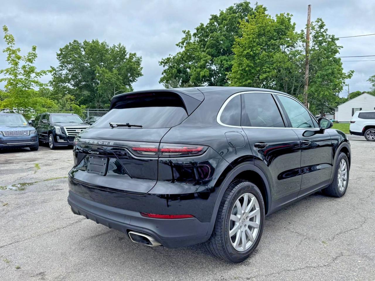 2019 PORSCHE CAYENNE