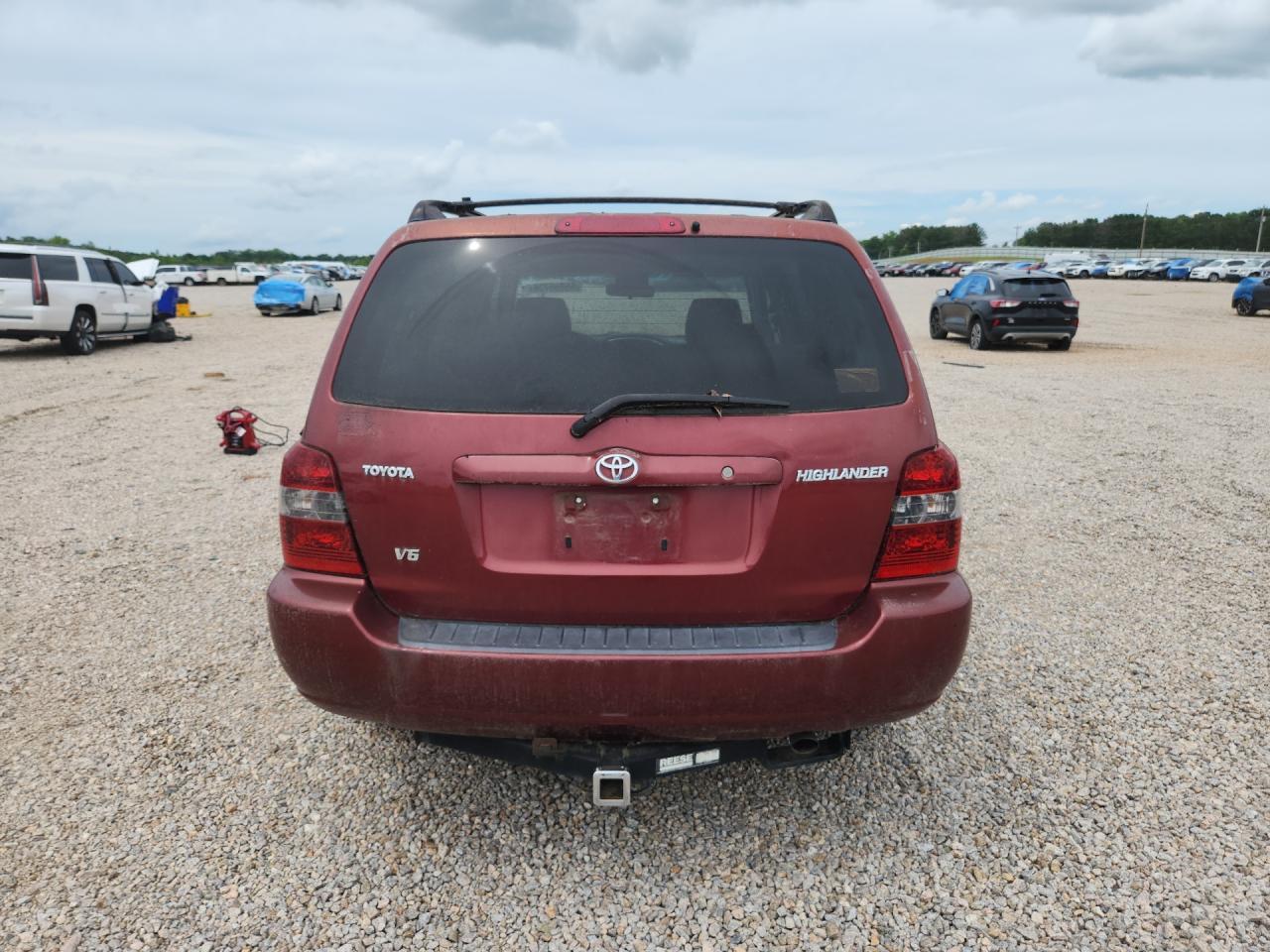2004 TOYOTA HIGHLANDER