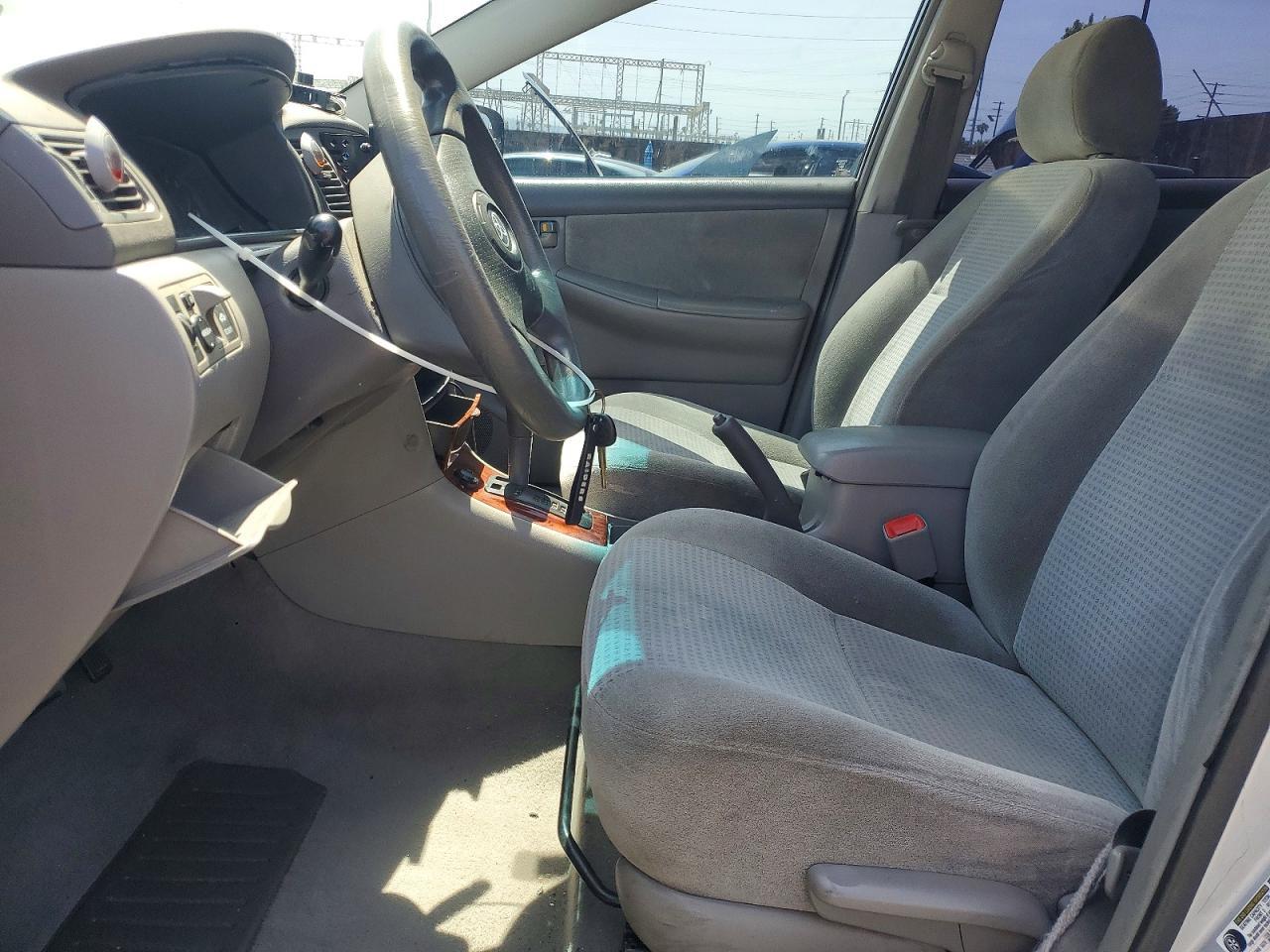 2005 TOYOTA COROLLA