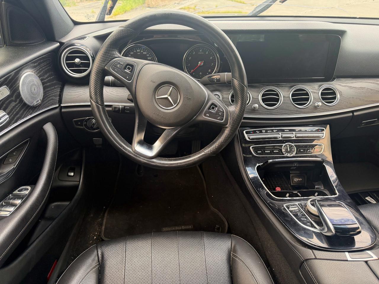 2017 MERCEDES-BENZ E-Class