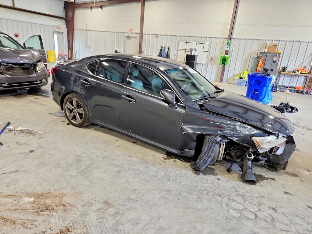 2011 LEXUS IS 250
