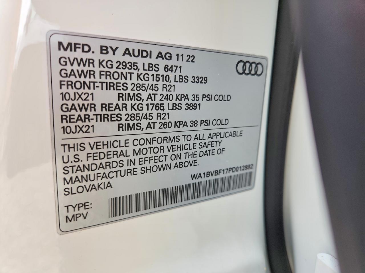 2023 AUDI Q8