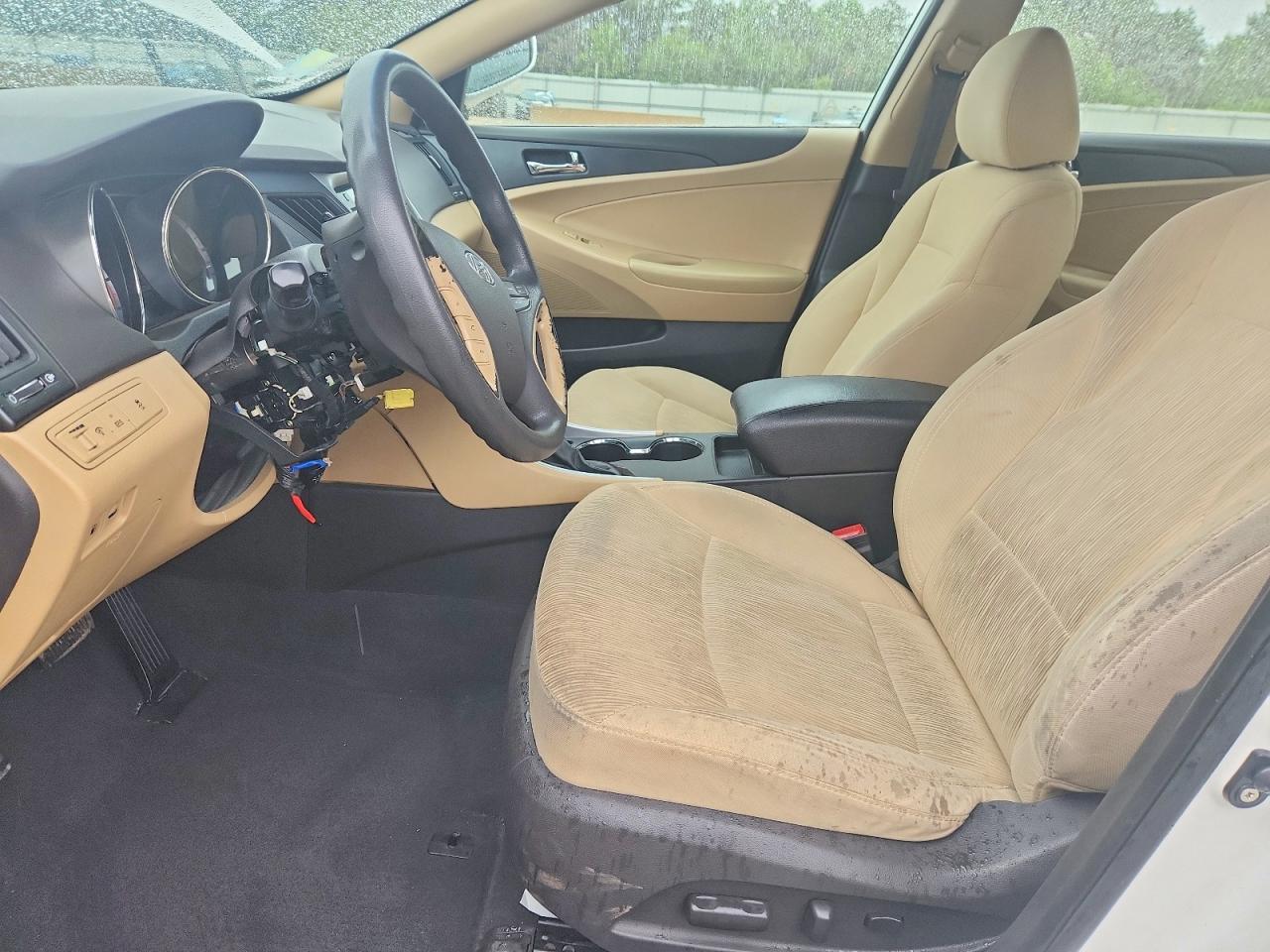 2011 HYUNDAI SONATA