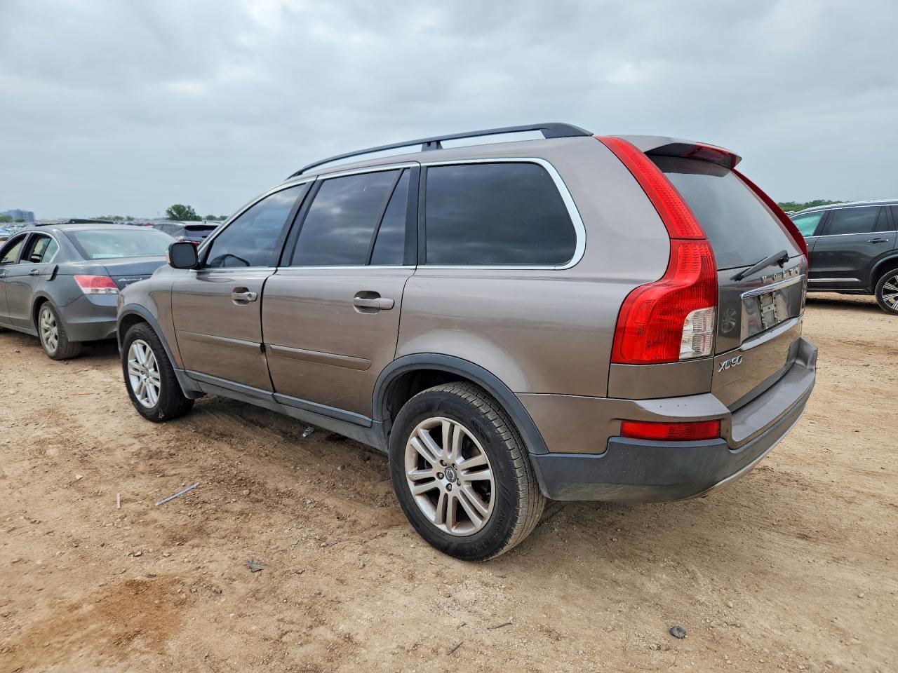 2009 VOLVO XC90