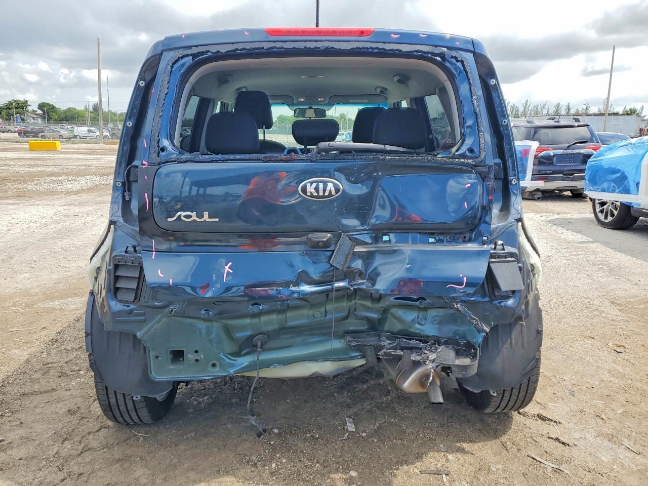 2019 KIA SOUL
