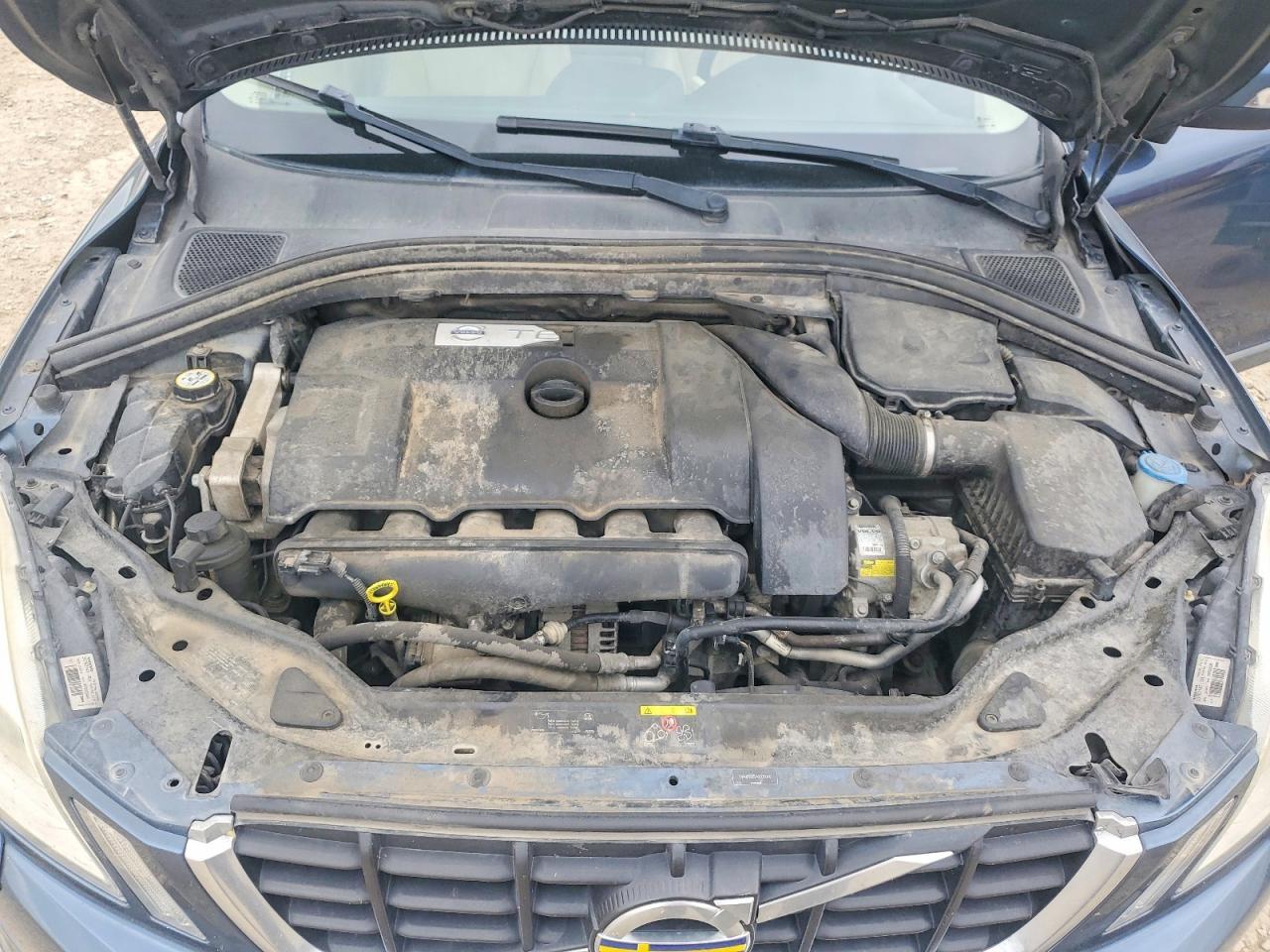 2010 VOLVO XC60