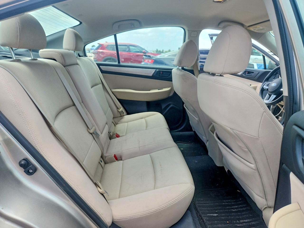 2016 SUBARU Legacy