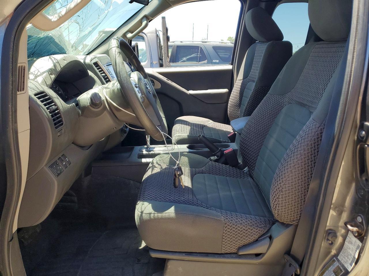 2016 NISSAN Frontier