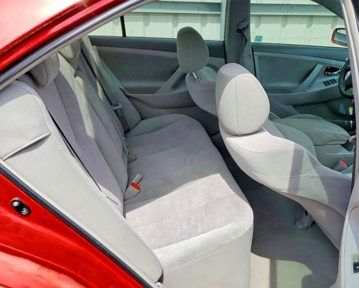 2011 TOYOTA CAMRY