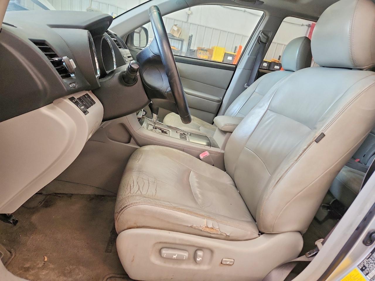 2009 TOYOTA HIGHLANDER