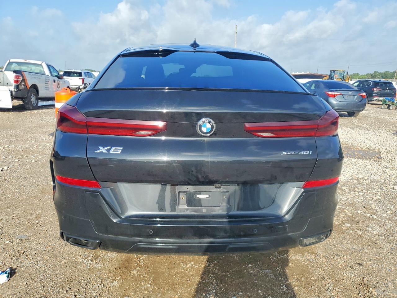 2022 BMW X6