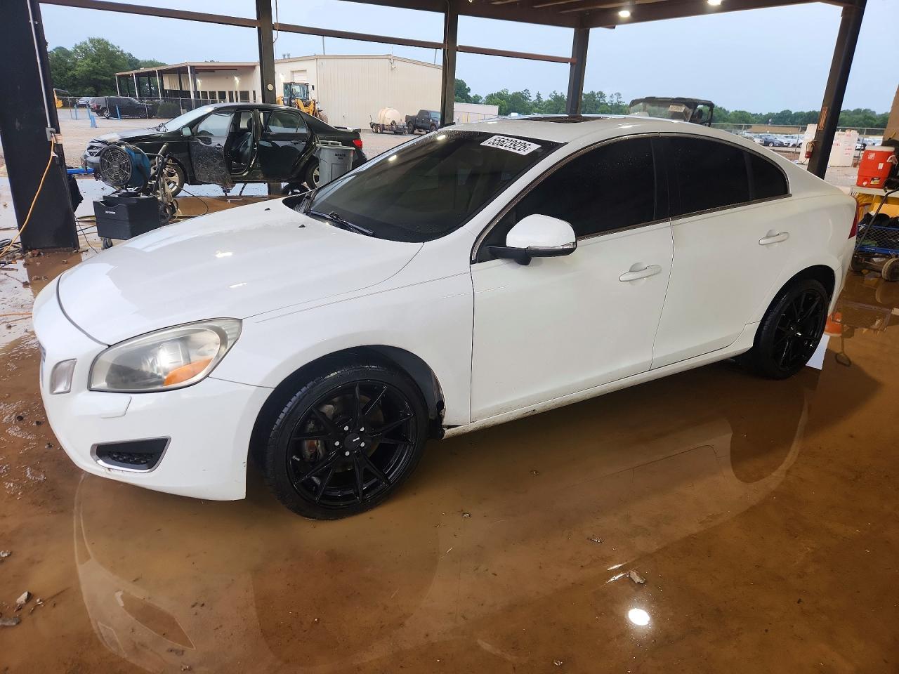 2011 VOLVO S60