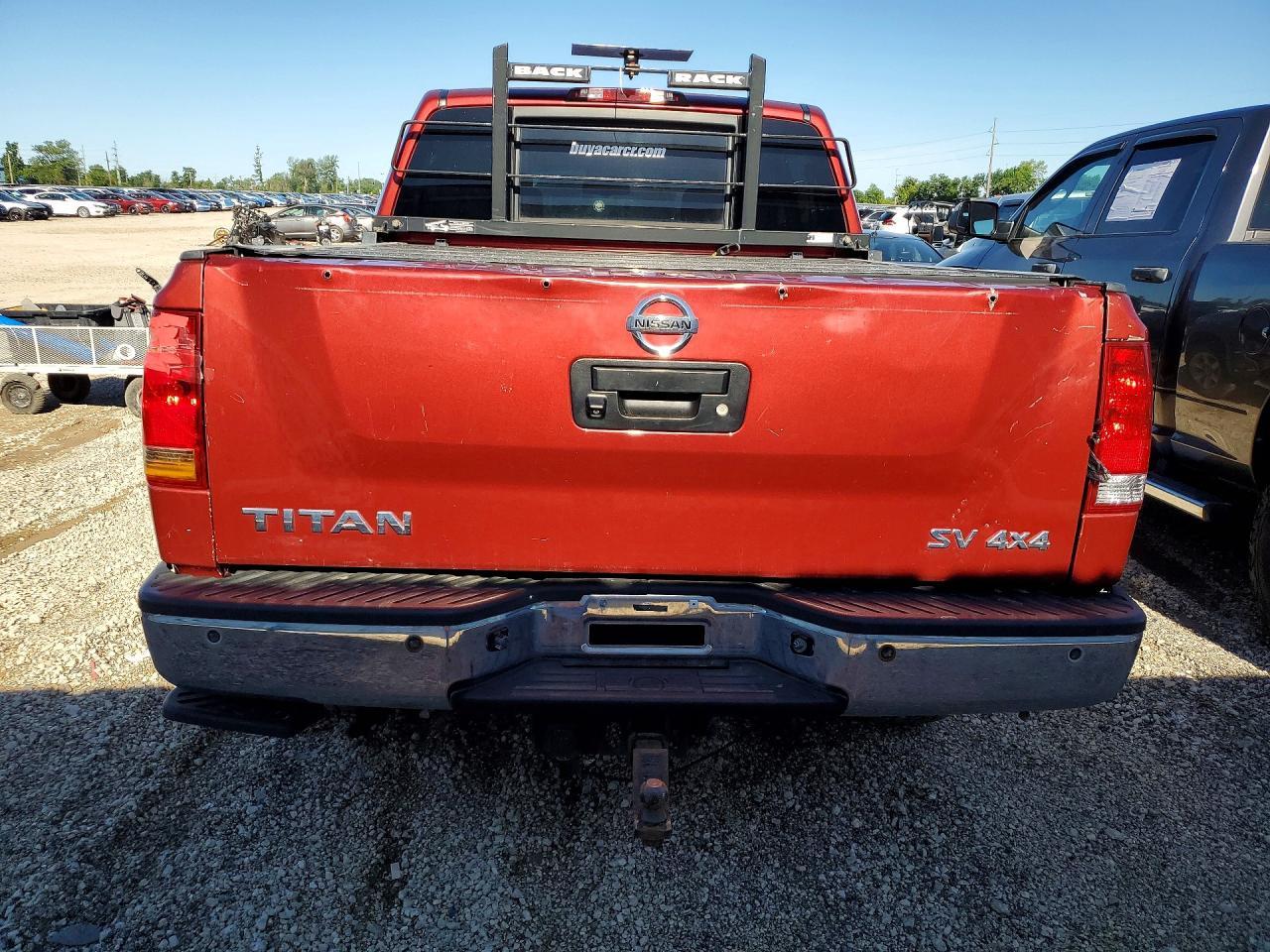 2014 NISSAN Titan