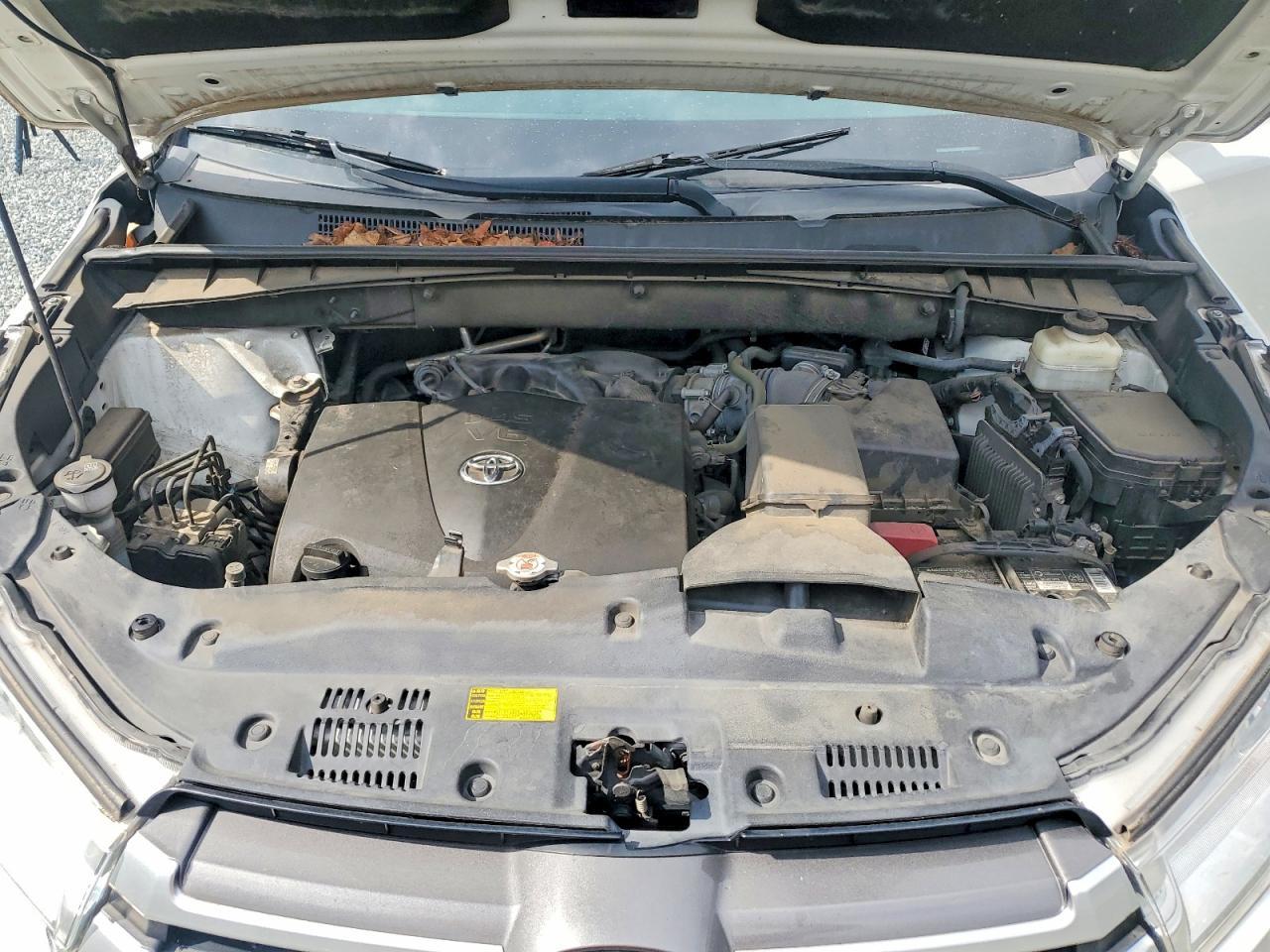 2018 TOYOTA HIGHLANDER