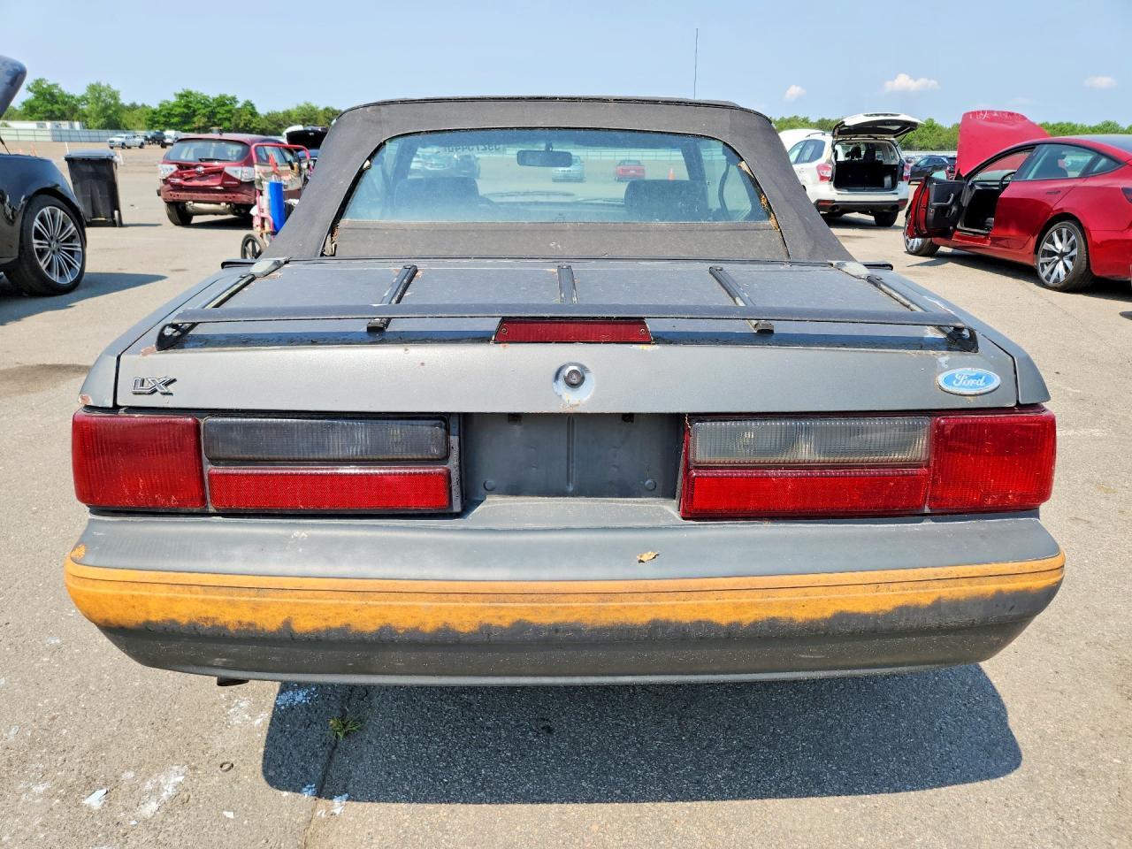 1989 FORD MUSTANG