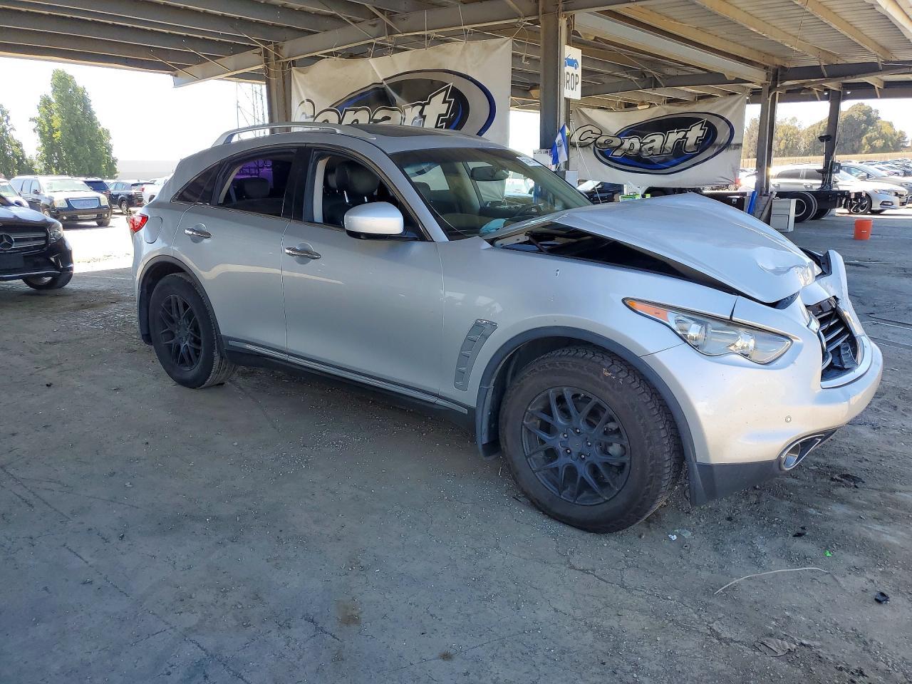 2013 INFINITI FX37